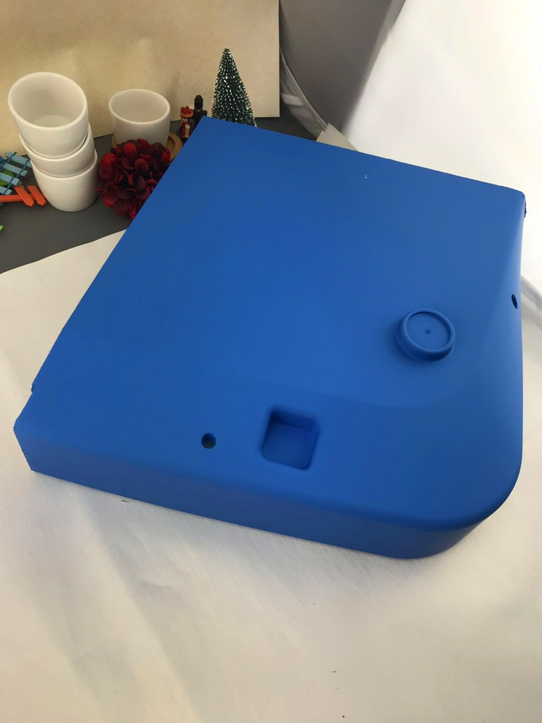 Water-based elastic paint