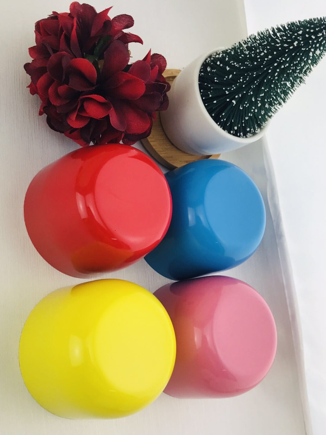 Water-based metallic paint